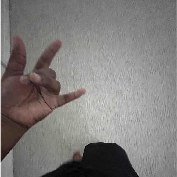 Meet your Posher, Julian - Picture 1 of 1